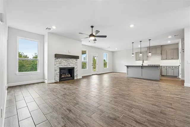 Photo 7 — 1313 Lighthorsemen Way, Choctaw, OK 73020