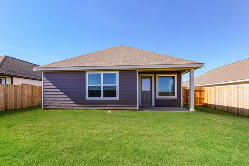 Photo 3 — 2003 Crimson Lake Boulevard, El Reno, OK 73036