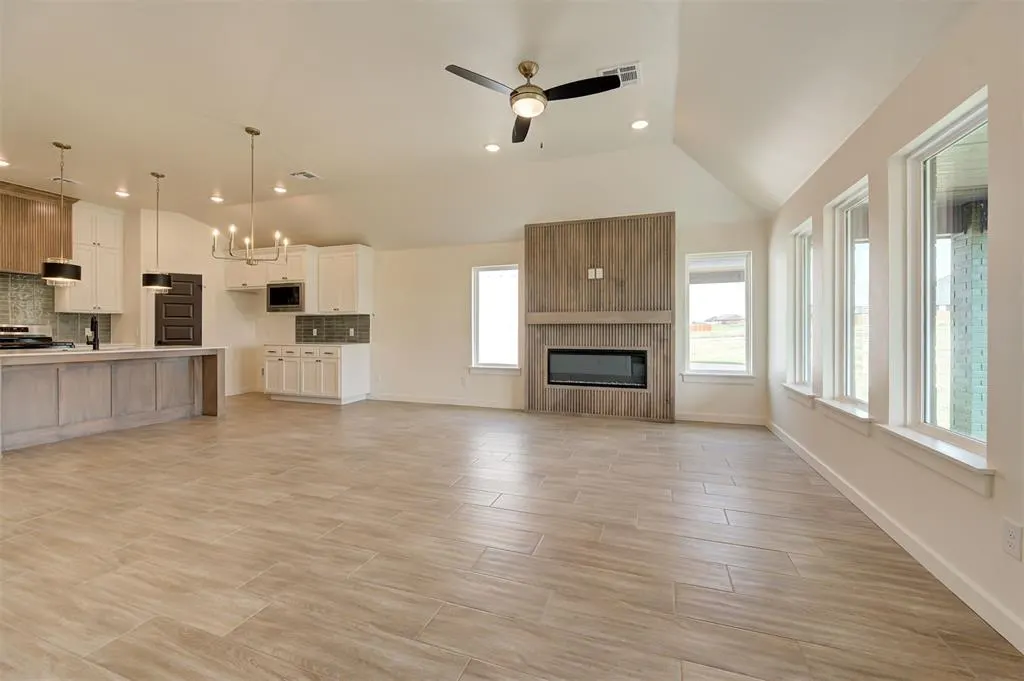 Photo 8 — 4124 Overlook Pass, Edmond, OK 73025