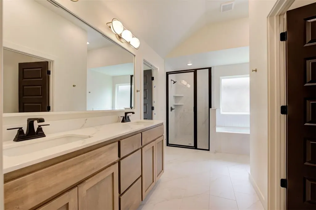 Photo 23 — 4124 Overlook Pass, Edmond, OK 73025