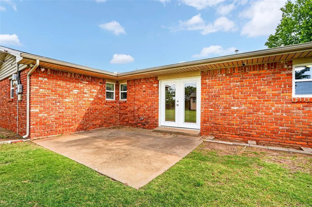 Photo 33 — 1905 Plymouth Lane, Oklahoma City, OK 73120