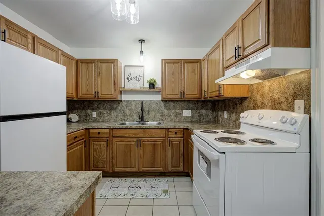Photo 7 — 1437 SW 36th Street, Oklahoma City, OK 73109