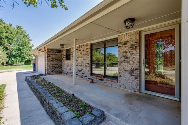 Photo 6 — 402 Ash Road, Choctaw, OK 73020