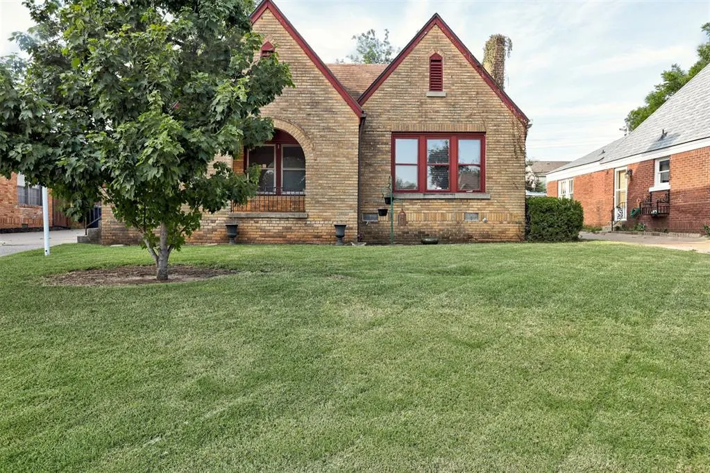 Photo 2 — 2128 NW 26th Street, Oklahoma City, OK 73107