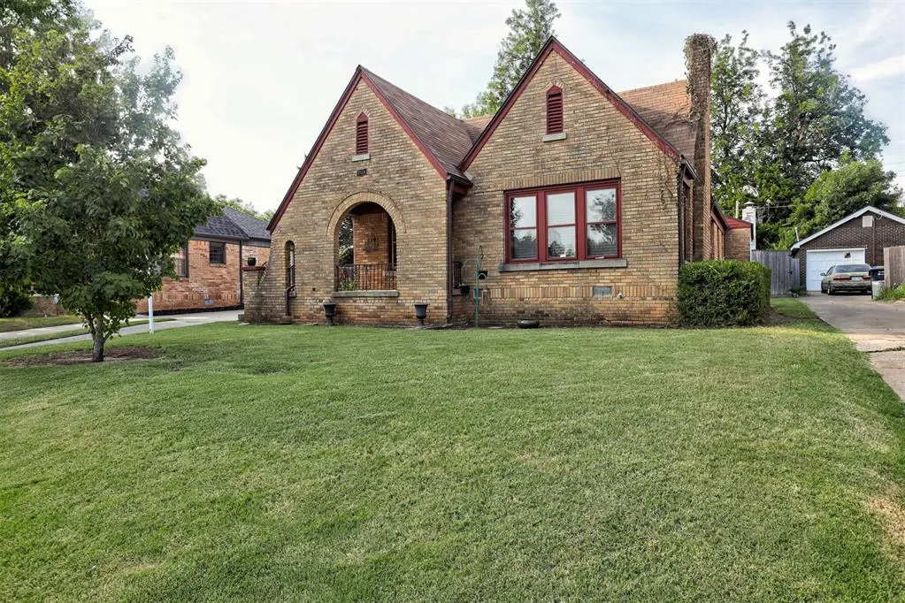 Photo 4 — 2128 NW 26th Street, Oklahoma City, OK 73107