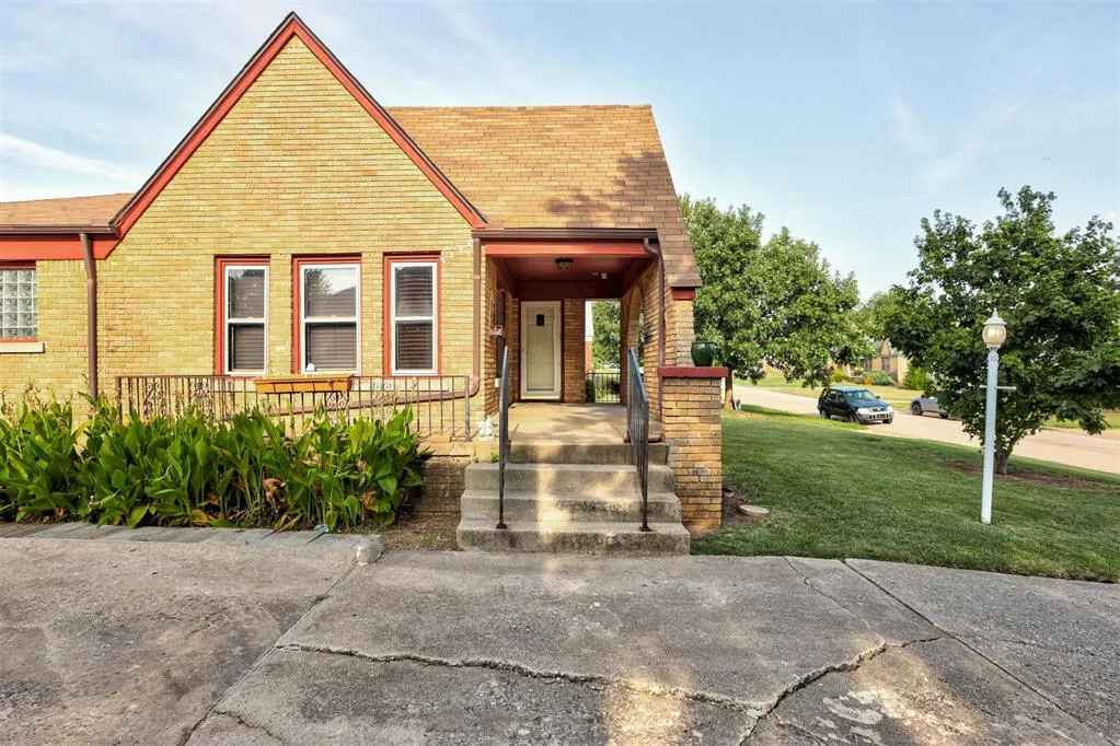 Photo 5 — 2128 NW 26th Street, Oklahoma City, OK 73107