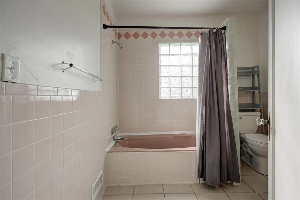 Photo 35 — 2128 NW 26th Street, Oklahoma City, OK 73107