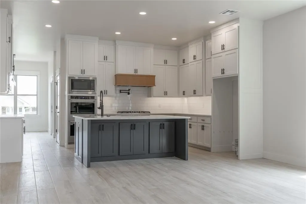 Photo 5 — 12824 High Plains Avenue, Oklahoma City, OK 73142
