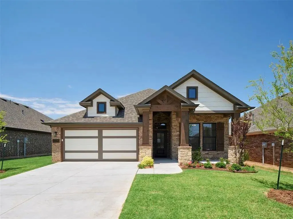 Front exterior — 7917 NW 163rd Street, Edmond, OK 73013