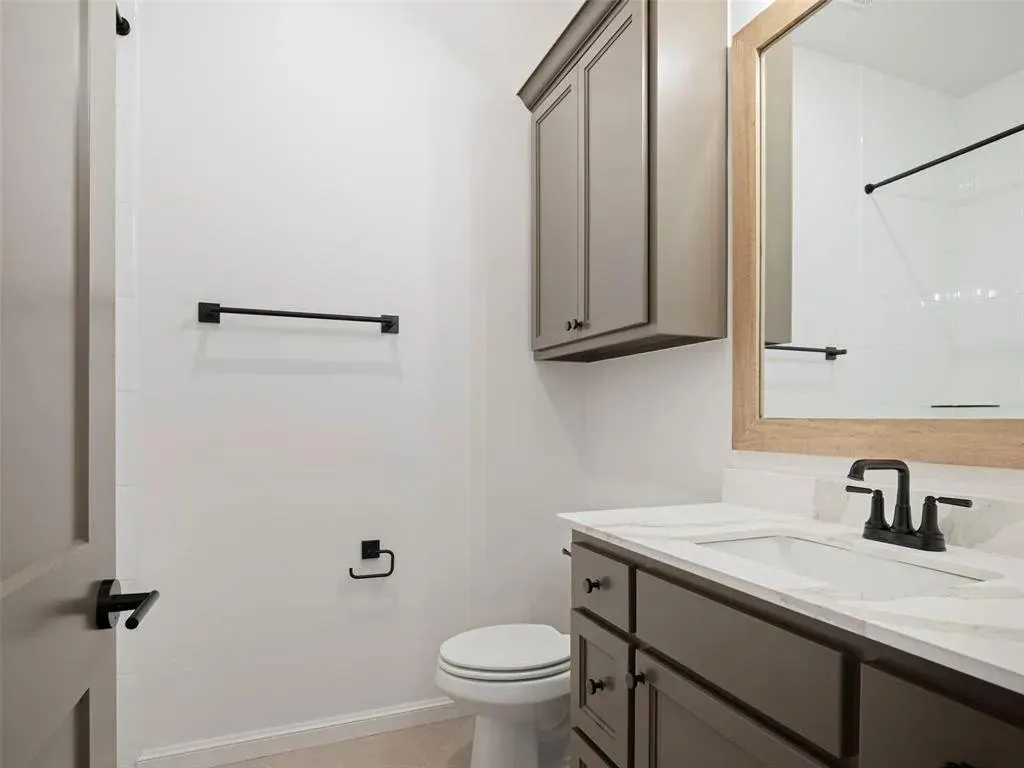 Photo 7 — 7917 NW 163rd Street, Edmond, OK 73013