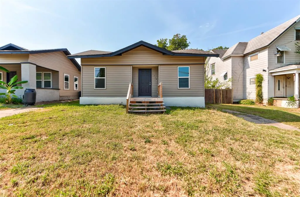 Photo 2 — 1015 E Main Street, Shawnee, OK 74801
