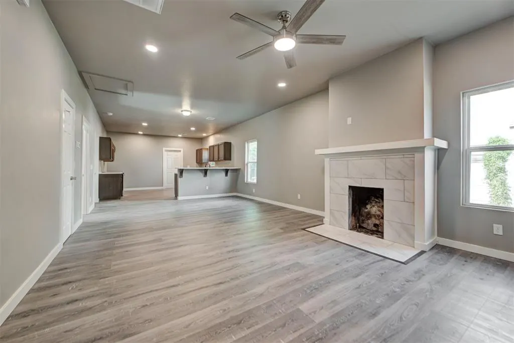 Photo 11 — 1015 E Main Street, Shawnee, OK 74801