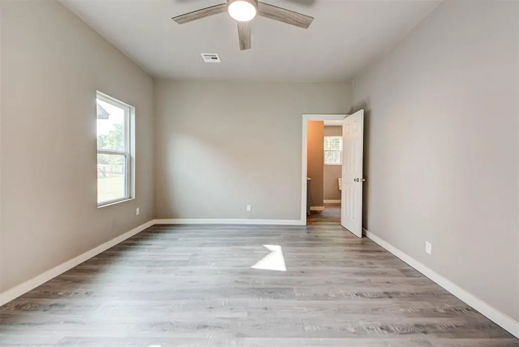 Photo 28 — 1015 E Main Street, Shawnee, OK 74801