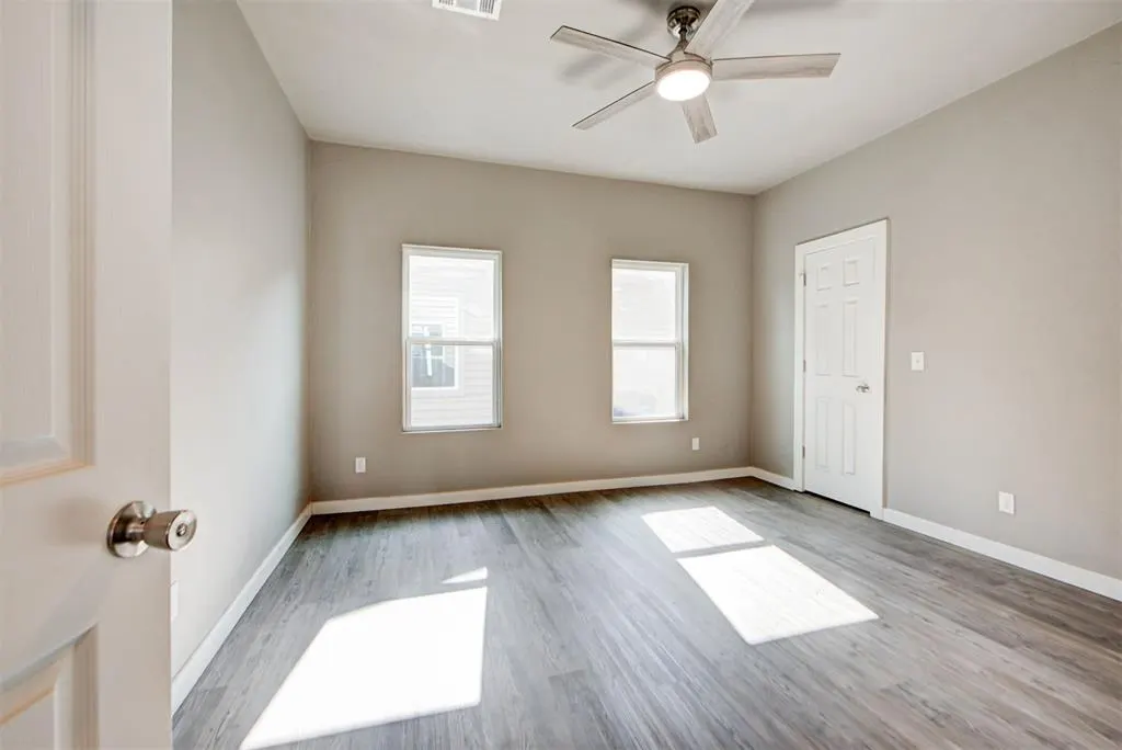 Photo 37 — 1015 E Main Street, Shawnee, OK 74801