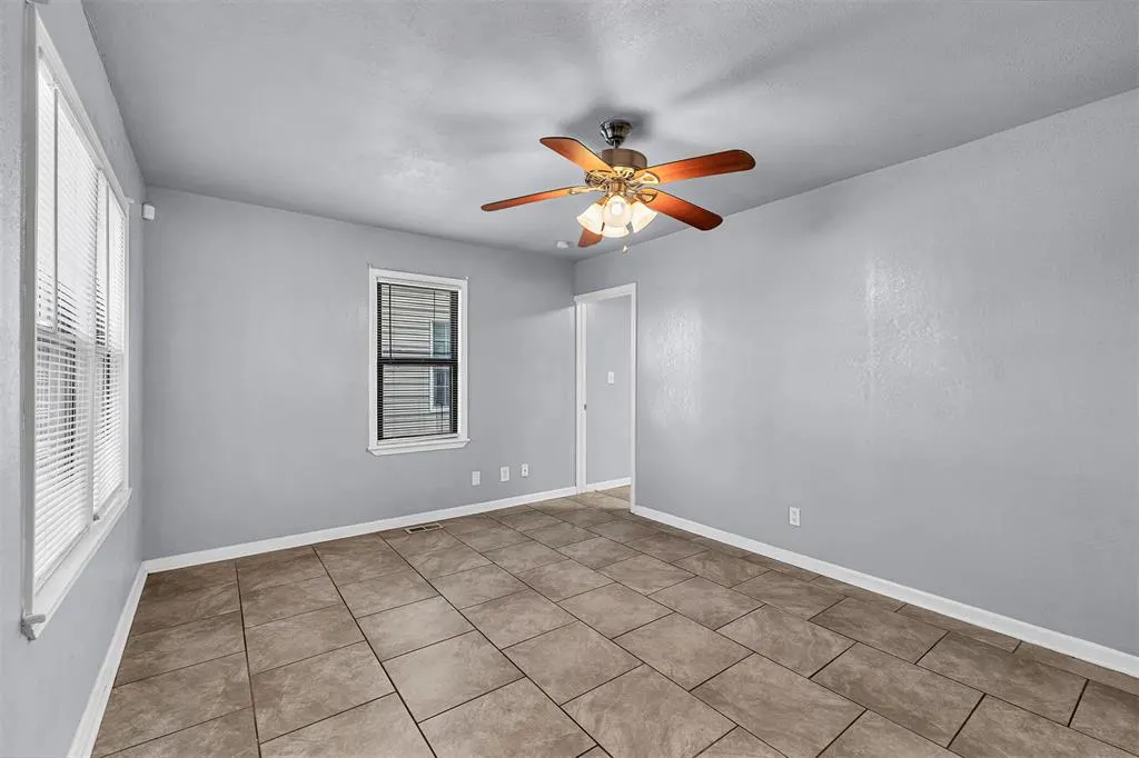 Photo 6 — 2036 NE Grand Boulevard, Oklahoma City, OK 73111