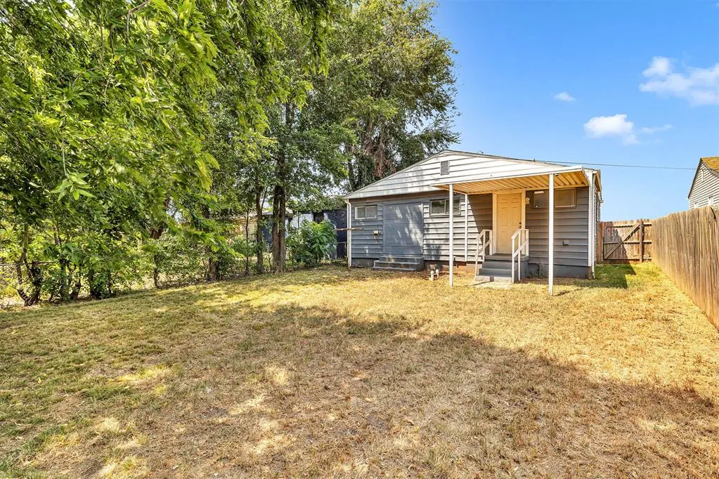 Photo 21 — 2036 NE Grand Boulevard, Oklahoma City, OK 73111