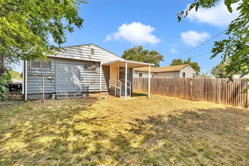 Photo 23 — 2036 NE Grand Boulevard, Oklahoma City, OK 73111