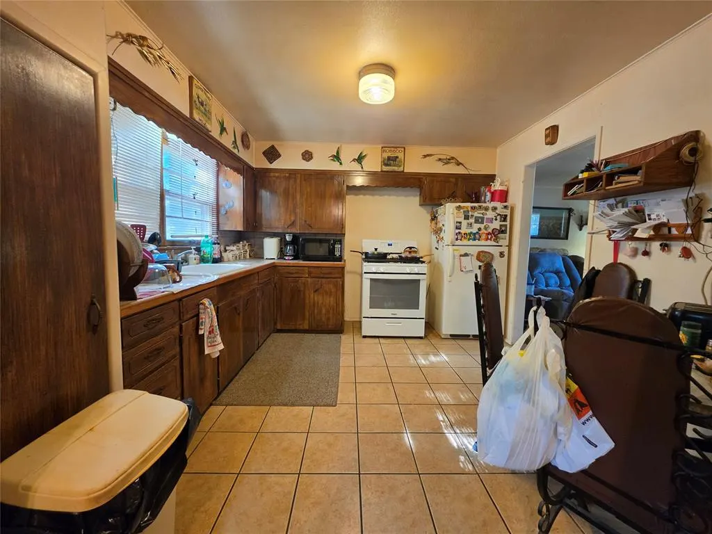 Photo 6 — 311 N Roosevelt Avenue, Shawnee, OK 74801