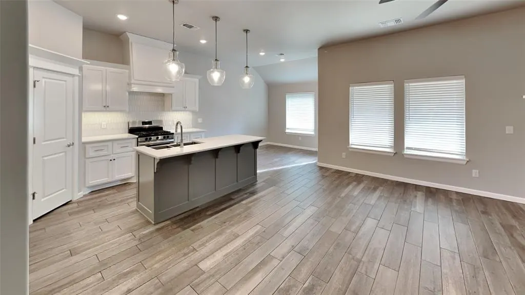 Photo 6 — 8400 Rainier Street, Edmond, OK 73034