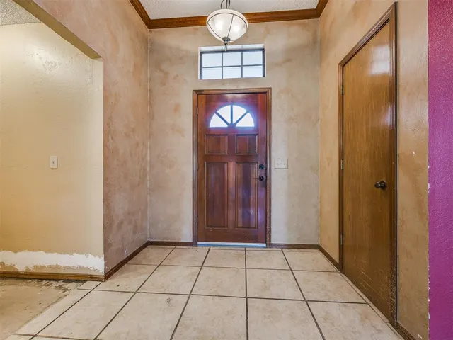 Photo 6 — 221 Cypress Drive, Oklahoma City, OK 73170