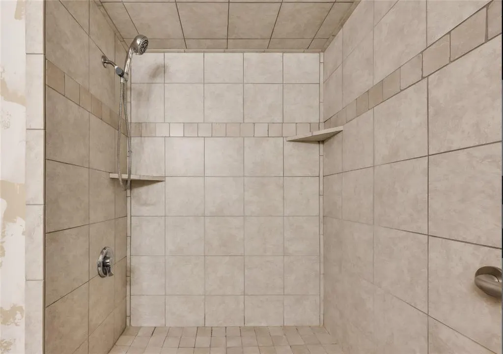 Photo 19 — 221 Cypress Drive, Oklahoma City, OK 73170