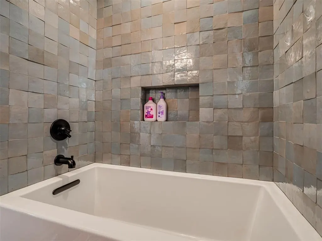 Photo 24 — 721 NE 15th Street, Oklahoma City, OK 73104