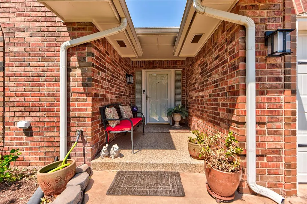 Photo 4 — 2517 Prescott Avenue, Edmond, OK 73013
