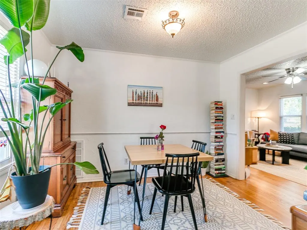 Photo 6 — 2105 Carlisle Road, Oklahoma City, OK 73120