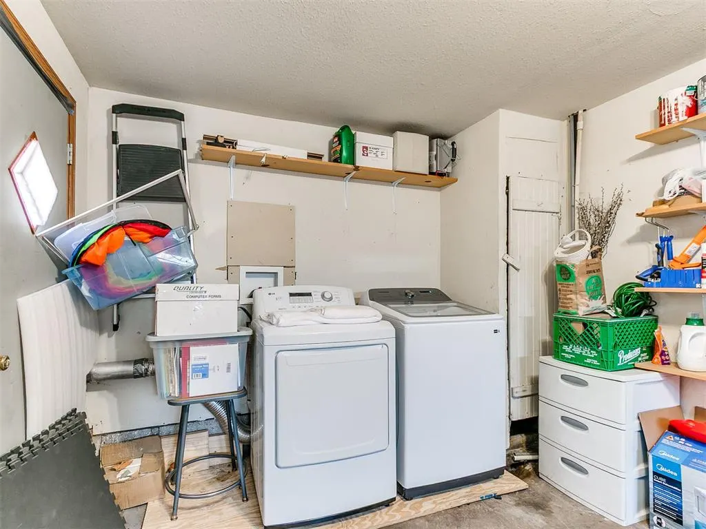 Photo 13 — 2105 Carlisle Road, Oklahoma City, OK 73120