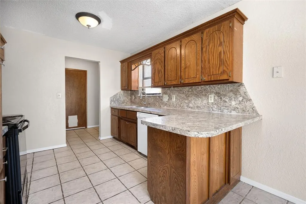 Photo 10 — 1217 NE 23rd Street, Oklahoma City, OK 73160