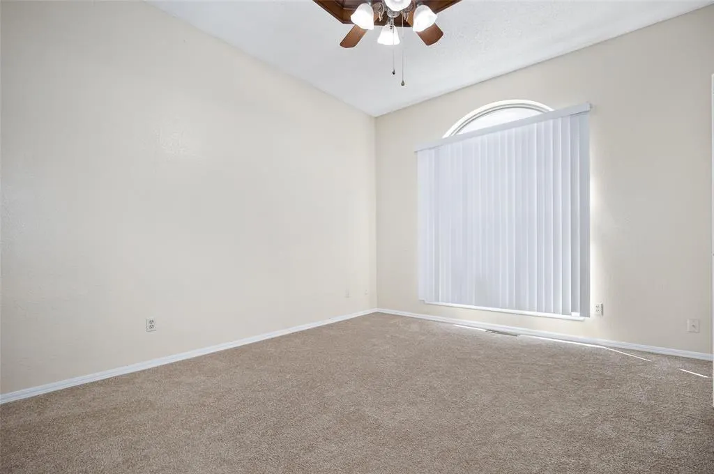Photo 13 — 1217 NE 23rd Street, Oklahoma City, OK 73160