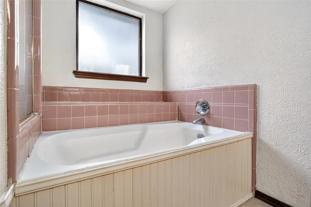 Photo 17 — 1217 NE 23rd Street, Oklahoma City, OK 73160