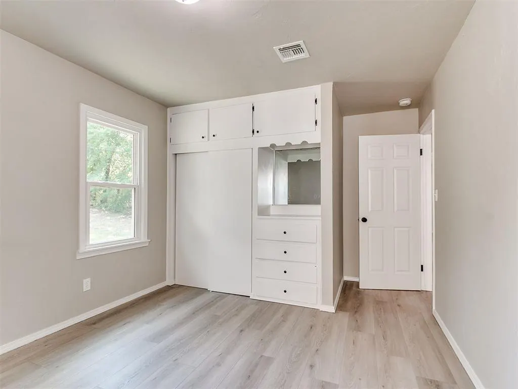 Photo 13 — 1100 Sycamore Drive, Oklahoma City, OK 73110