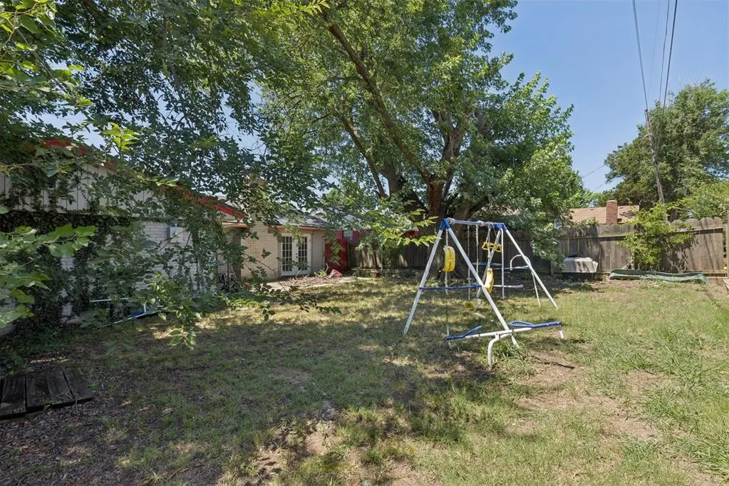 Photo 8 — 4221 NW 33rd Street, Oklahoma City, OK 73112