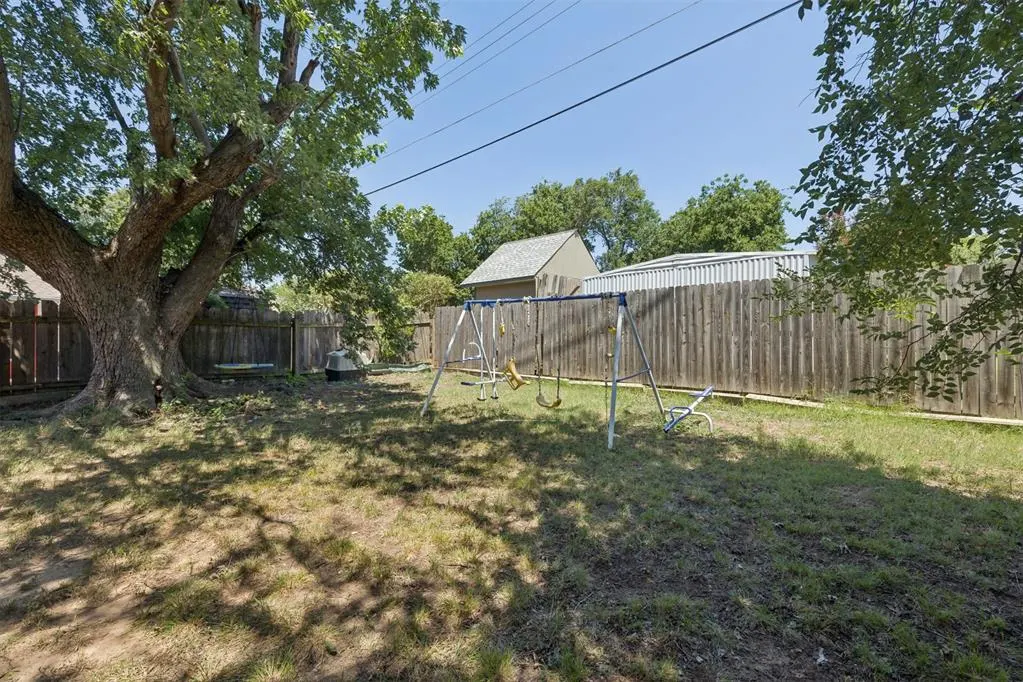 Photo 9 — 4221 NW 33rd Street, Oklahoma City, OK 73112