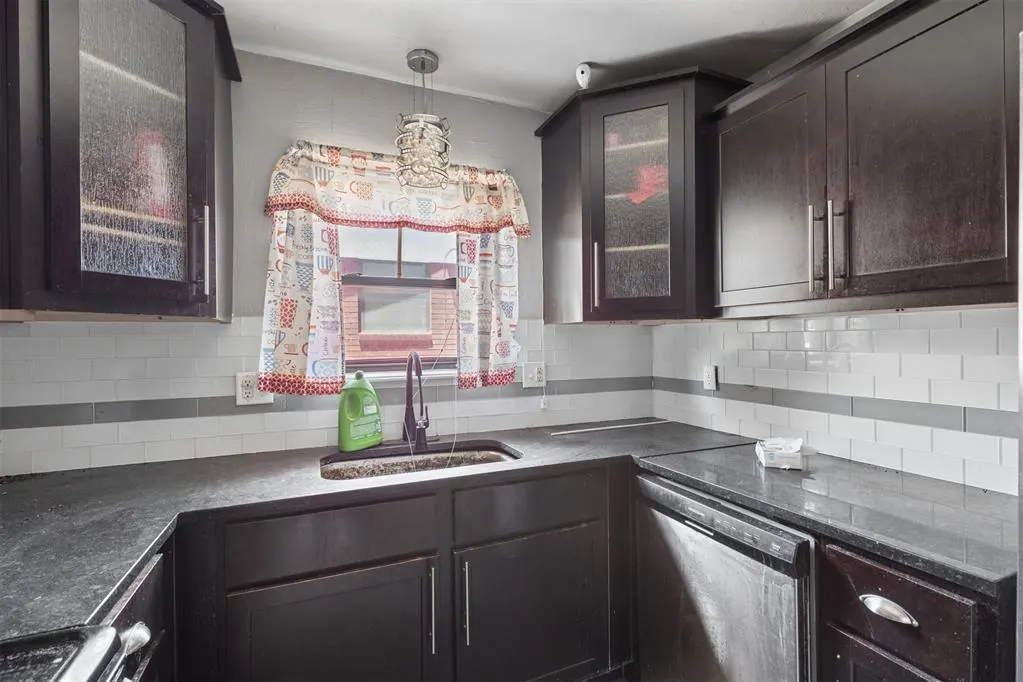 Photo 21 — 4221 NW 33rd Street, Oklahoma City, OK 73112