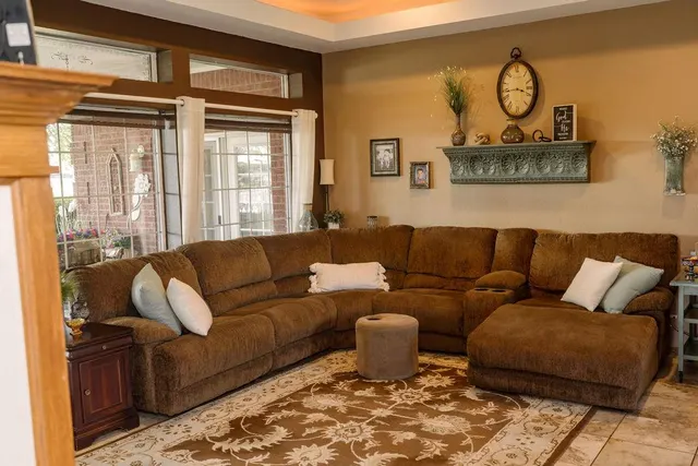Photo 8 — 25 Independence Drive, Elk City, OK 73644
