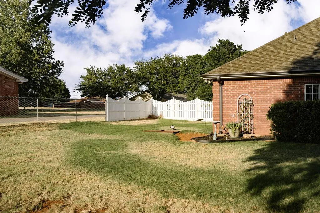 Photo 45 — 25 Independence Drive, Elk City, OK 73644