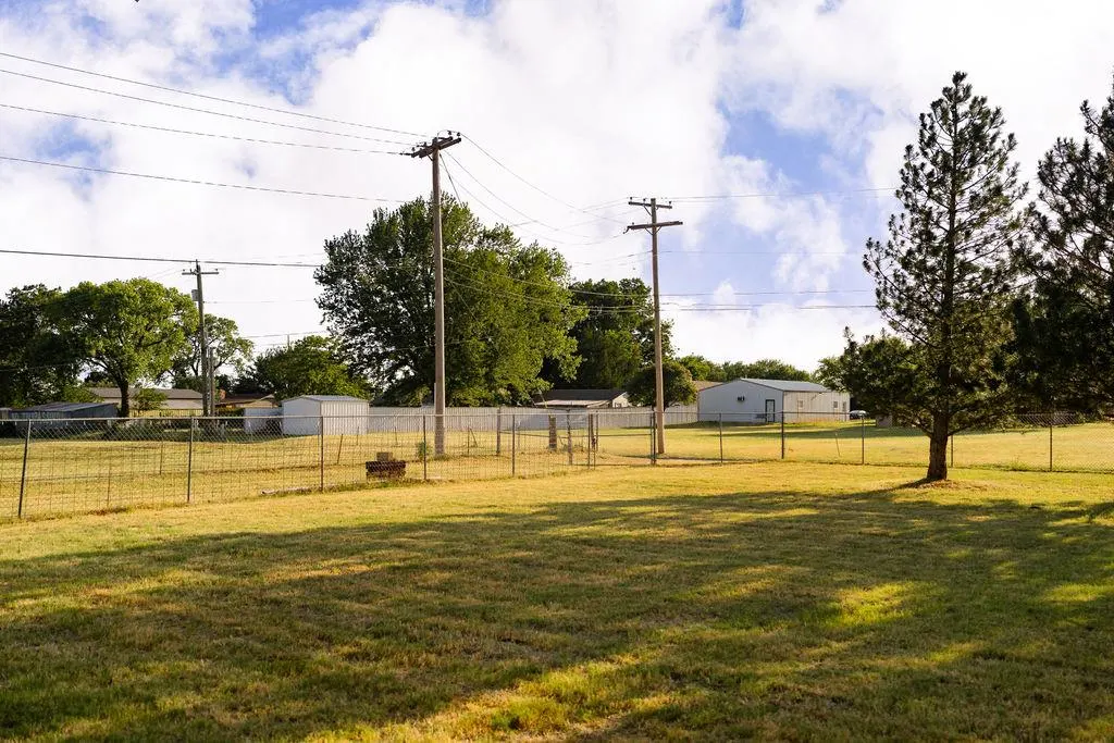 Photo 47 — 25 Independence Drive, Elk City, OK 73644