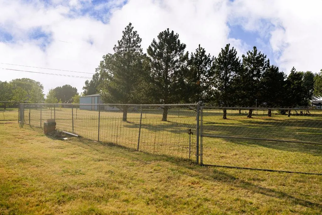 Photo 49 — 25 Independence Drive, Elk City, OK 73644