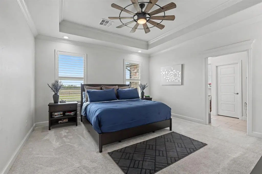 Photo 15 — 825 S Cimarron Road, Yukon, OK 73099