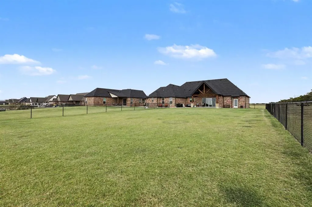 Photo 27 — 825 S Cimarron Road, Yukon, OK 73099