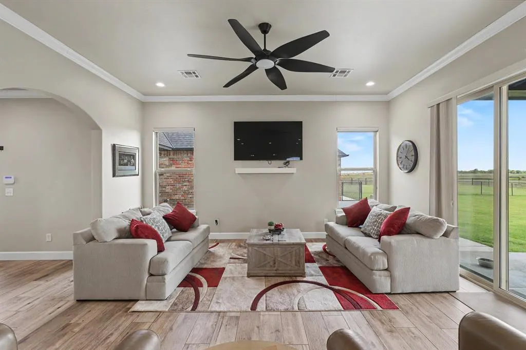 Photo 31 — 825 S Cimarron Road, Yukon, OK 73099