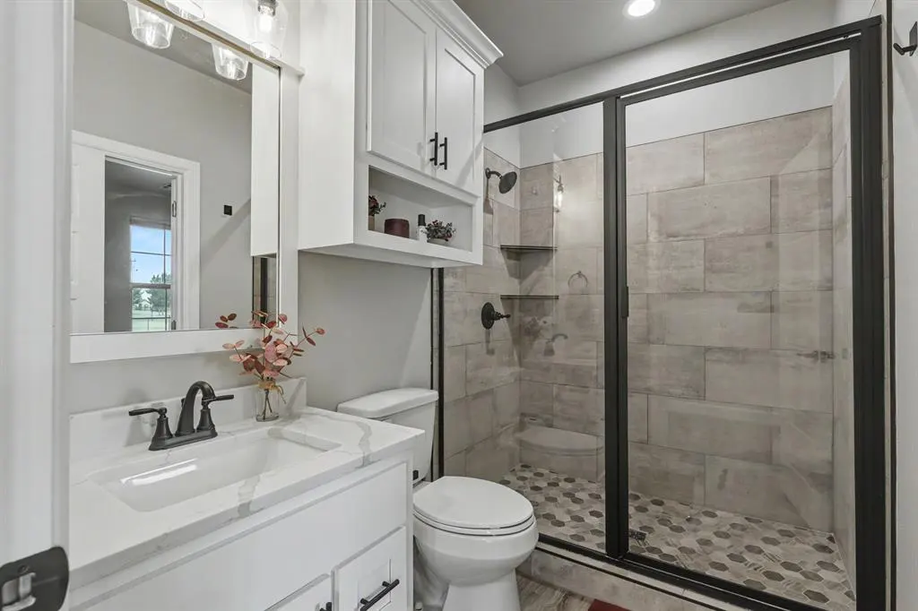 Photo 41 — 825 S Cimarron Road, Yukon, OK 73099