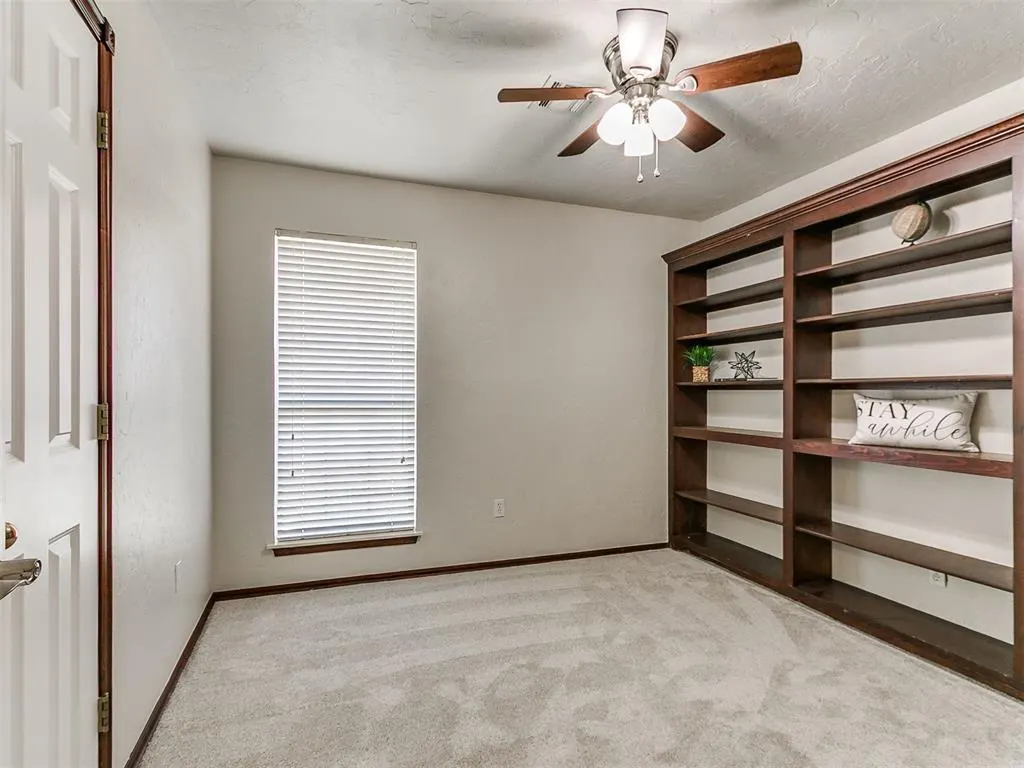 Photo 11 — 121 Meadows Lane, Shawnee, OK 74804