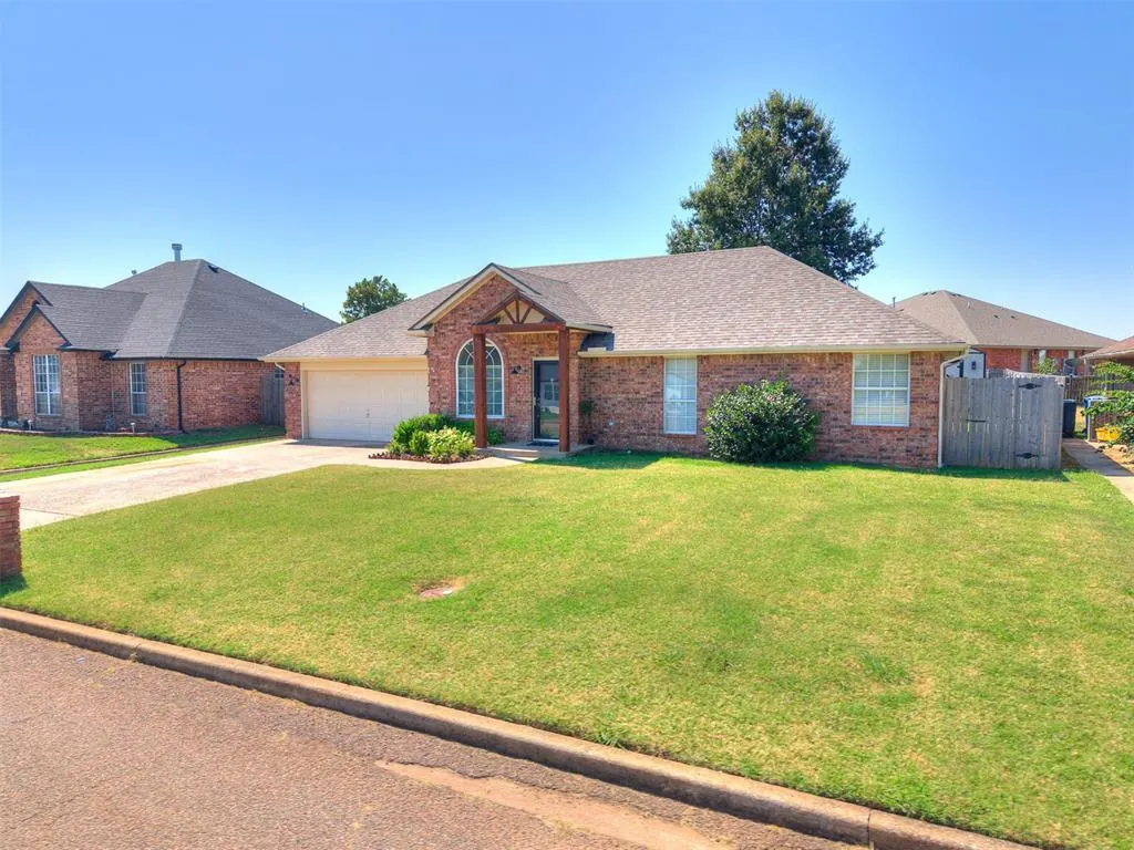 Photo 18 — 121 Meadows Lane, Shawnee, OK 74804
