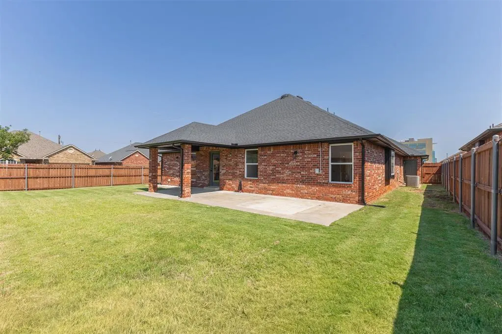 Photo 41 — 7528 NW 135th Street, Oklahoma City, OK 73142