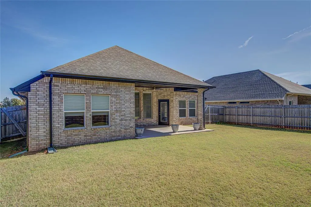 Photo 42 — 2133 Santa Monica Street, Edmond, OK 73034