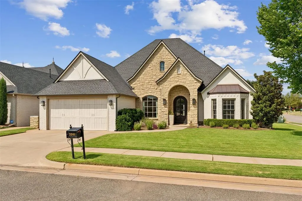 Front exterior — 3301 NW 167th Circle, Edmond, OK 73012