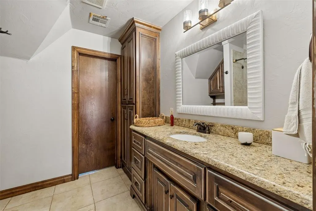 Photo 25 — 3301 NW 167th Circle, Edmond, OK 73012